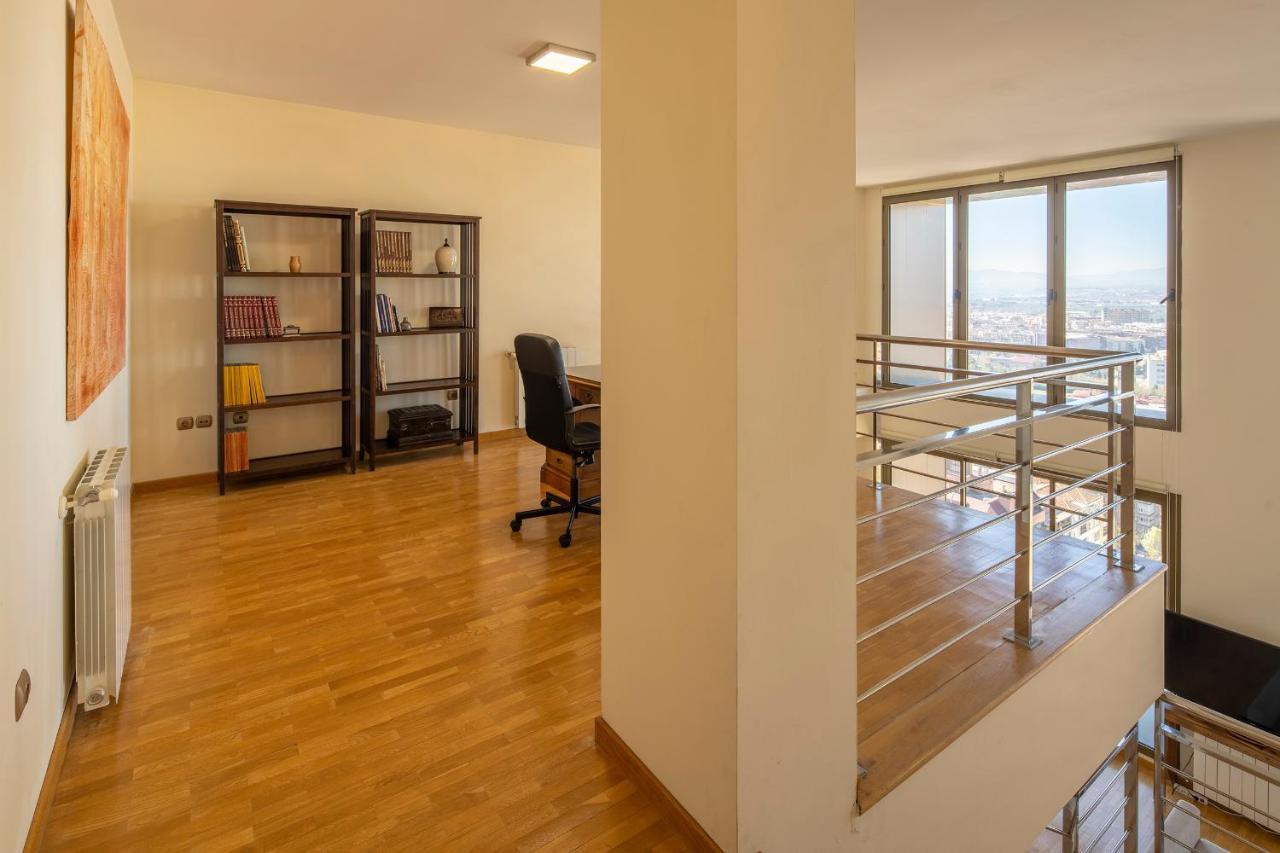 Atico Top Granada, Penthouse, 18-19Th Floor, City Centre, Views, Terrace, Free Parking 외부 사진